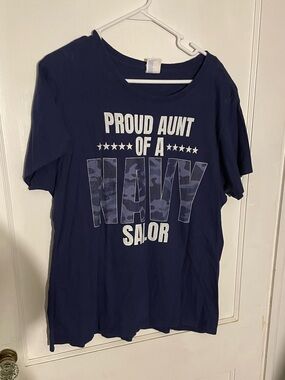 Proud Aunt of a Navy Sailor Graphic Tee - Navy